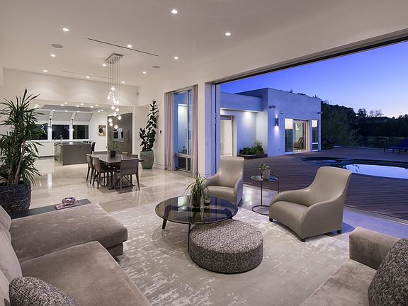 3rd image of 2630 Eden Pl