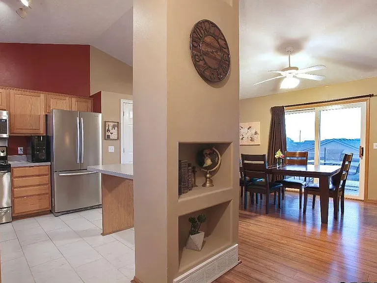 17282 Sprague St — Photo 5