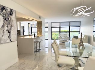 400 Leslie Dr APT 725, Hallandale Beach, FL 33009