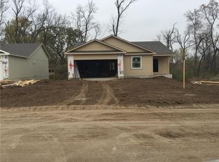 19604 E 20th St, Independence, MO 64058