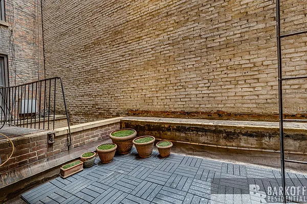 Rented by Barkoff Residential  | media 44