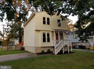 7833 Catherine Ave, Pasadena, MD 21122