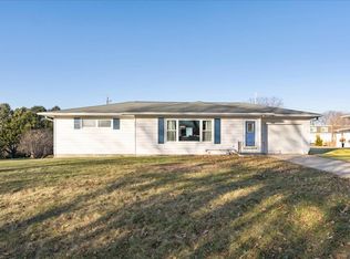 1148 Rachael St, Waterloo, IA 50701
