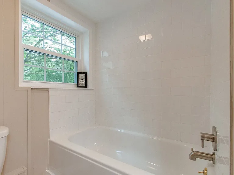 7949 Stallion Dr — Photo 19