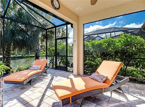 Home For Sale In Waters Edge