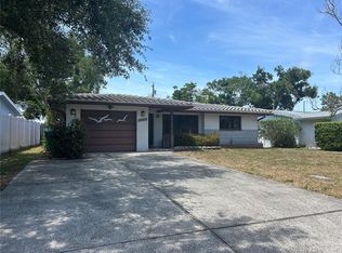 10463 Valencia Rd, Seminole, FL 33772