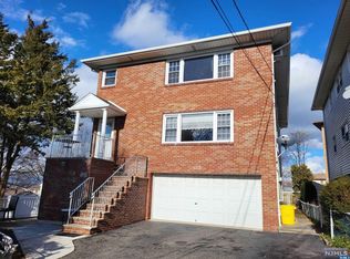 157 Cottage Pl, Fairview, NJ 07022