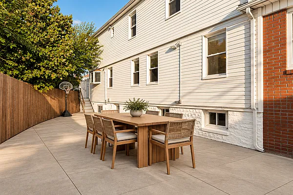 Outdoor, photo 1
