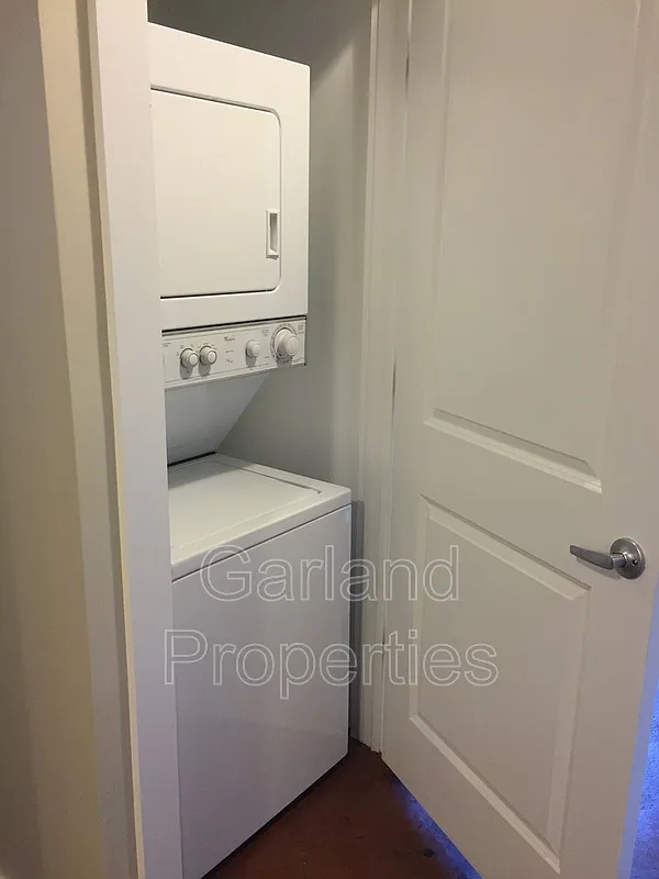 1 bed, 1.0 bath, 675 sqft, $1,150 — Photo 2