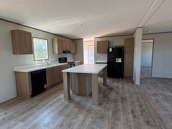 4th image of 1184 Big Spring Rd