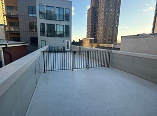 2010 Walnut St APT 405, Philadelphia, PA 19103