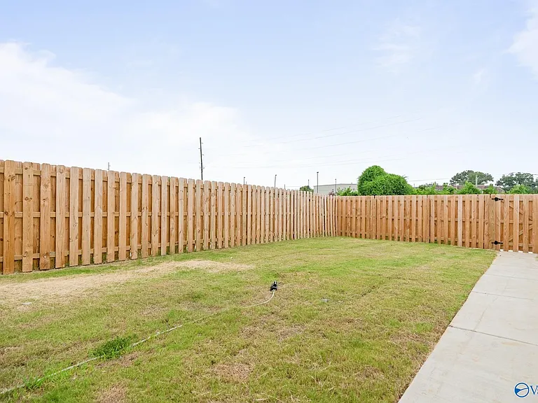 2512 Freeman Rd — Photo 27