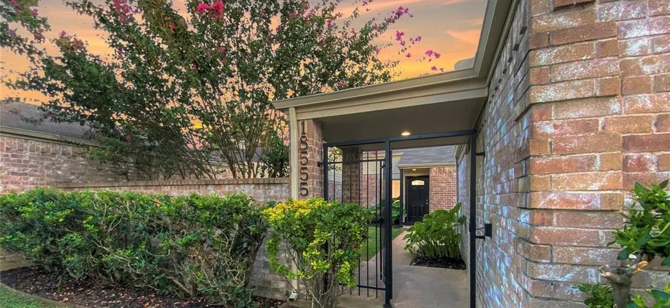 3 bed, 1173 sqft, $1,900 — Photo 3