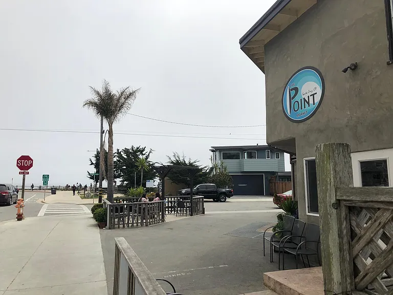 E Cliff Dr — Photo 12