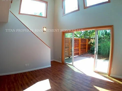 4819 NE 35th Pl #B — Photo 5