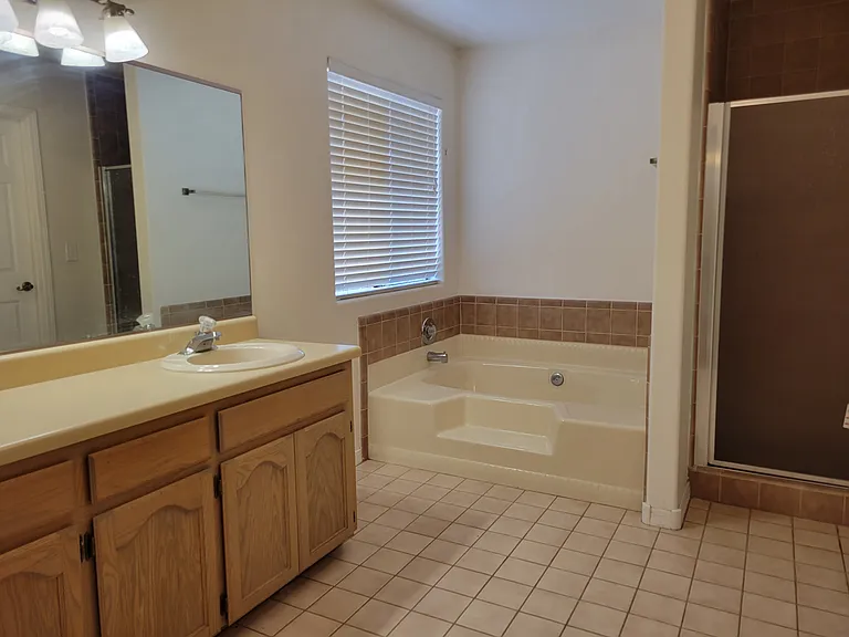 3072 Brenda Cir — Photo 10
