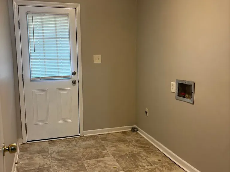 3631 Driftwood Dr — Photo 10