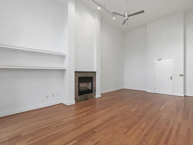 460 Natoma St #9 — Photo 7
