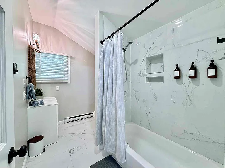 8 Spruce St #1 — Photo 7