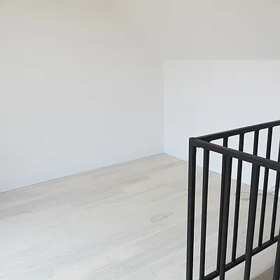 Rented by Centric New York | media 23