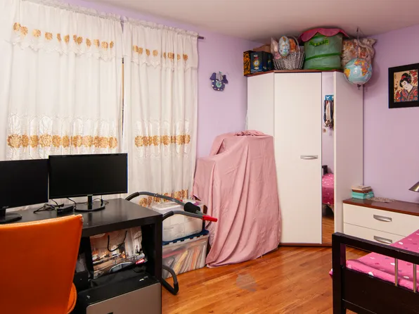 2012 Jerome Avenue image 15 of 21