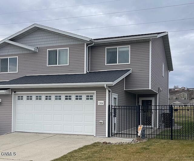 1st image of 1304 Sorrento Cir