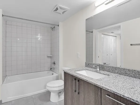 7000 SW 15th St #506, Miami, FL 33144