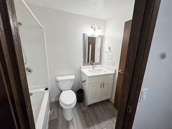 3rd image of 12714 NE 118th St APT 3