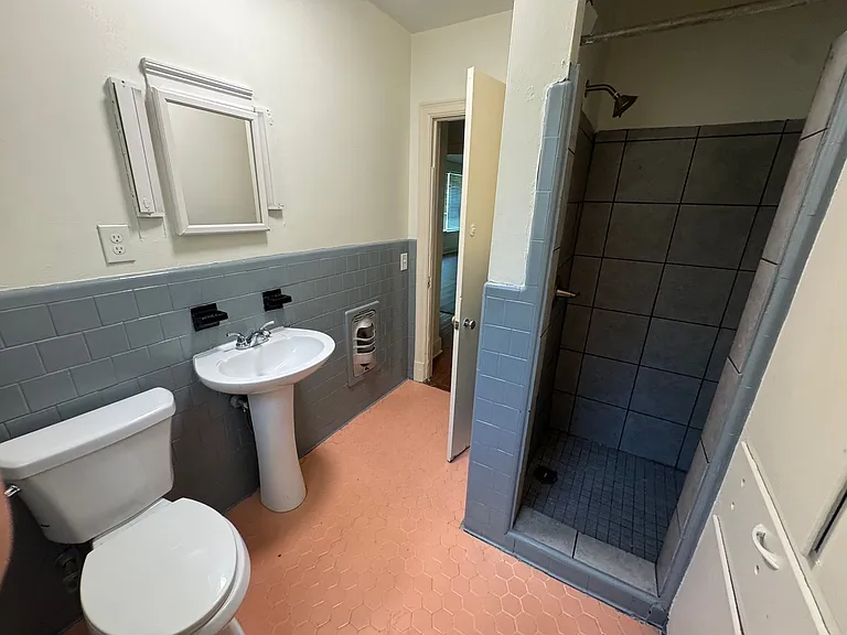 3339 S Perry St — Photo 21