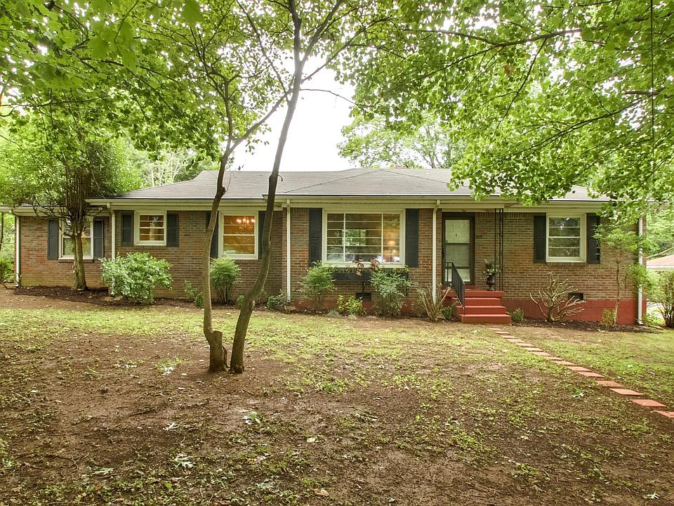 1st image of 301 Emery Dr