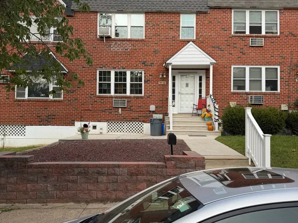 3955 Rowena Dr #2, Philadelphia, PA 19114