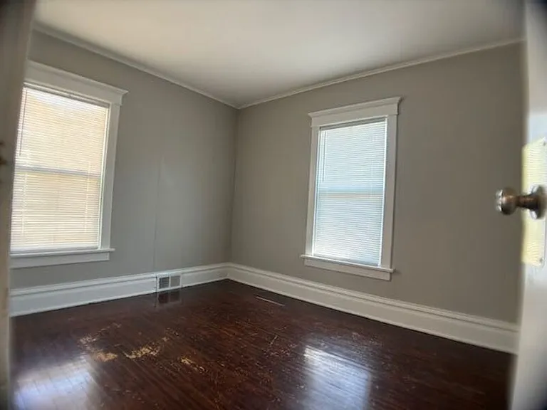 1010 N Elmwood Ave — Photo 12