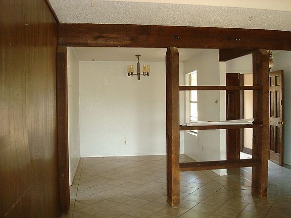 3rd image of 1416 Lorene Ln