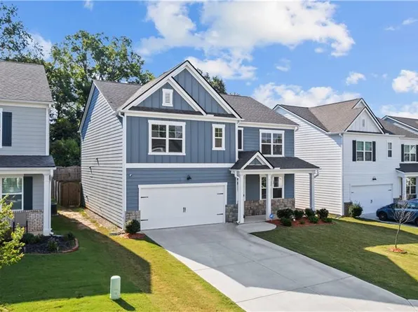5967 Screech Owl Dr, Flowery Branch, GA 30542