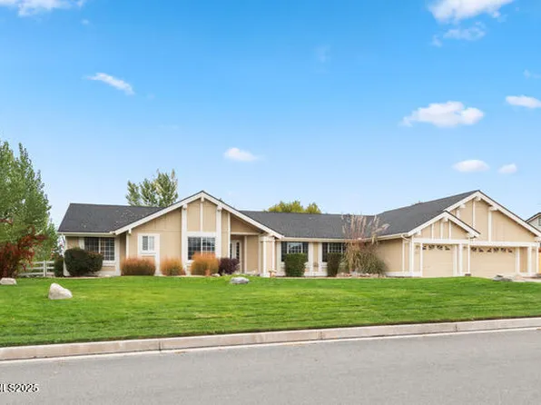 322 Omni Dr, Sparks, NV 89441