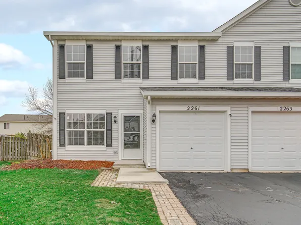 2261 Rebecca Cir, Montgomery, IL 60538