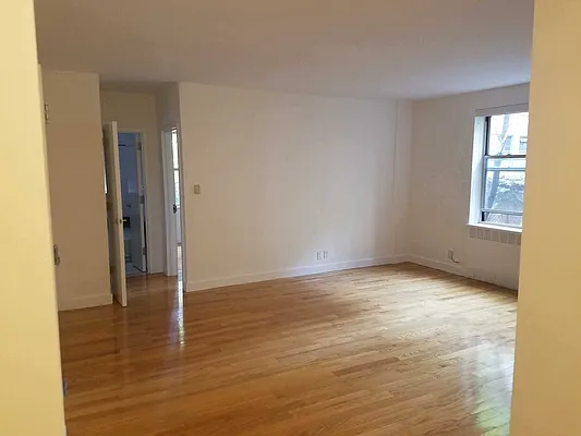 Rented by Stonehenge NYC LLC | media 4