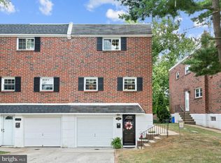 1021 Hoffnagle Pl, Philadelphia, PA 19111