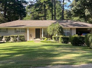 518 McBride Dr, Fulton, MS 38843
