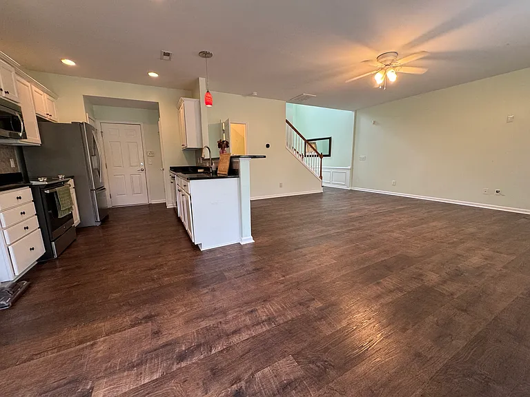 8211 Saltwood Pl — Photo 13