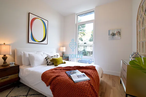 Rented by null | media 26