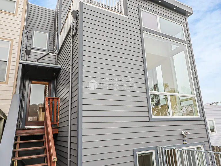 1770 11th Ave — Photo 40