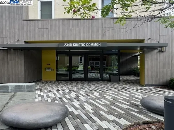 2348 Kinetic Cmn #306, Fremont, CA 94539