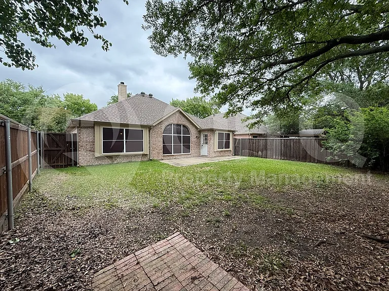 5901 Berkshire Rd — Photo 21