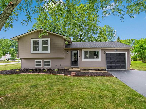 2nd image of 181 Fairlawn Ct