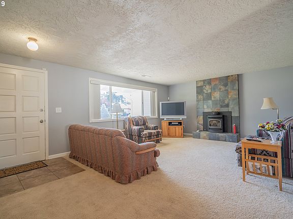 2nd image of 9918 NE 91st Ave