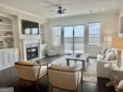 227 Fort King George Dr, Darien, GA, 31305