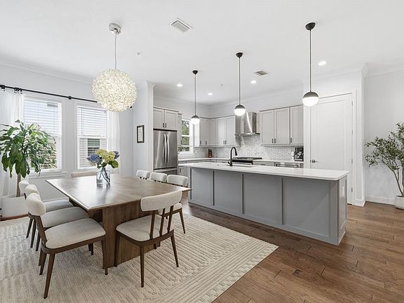 3rd image of 2442 W MISSISSIPPI AVENUE #1