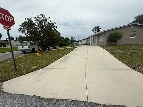 4 bed, 1350 sqft, $2,000 — Photo 1