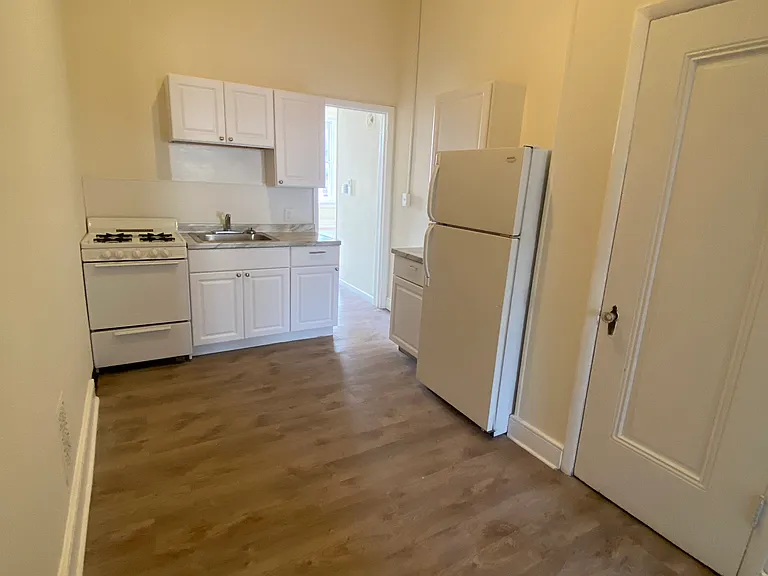 1228 Saint Paul St #3 — Photo 19